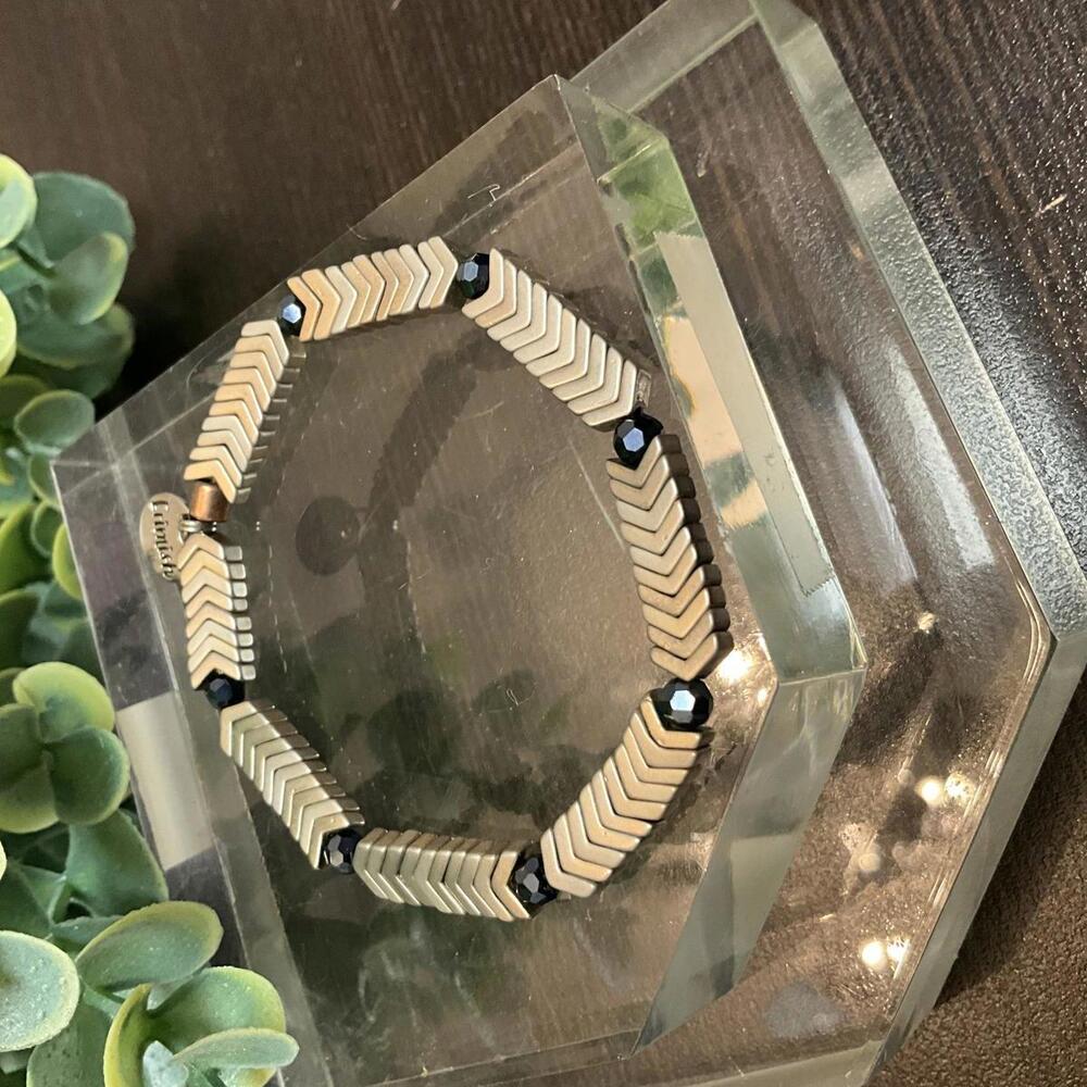 Erimish Gold-Tone Chevron Black Beaded Stretch Bracelet